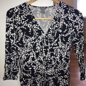 Navy floral top
